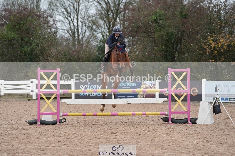 251109-110639-03479 - Cls 20 Newcomers and 1.10m Open