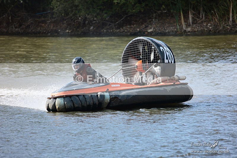 HCWC 230826 557 - Hovercraft W C Race Day 3