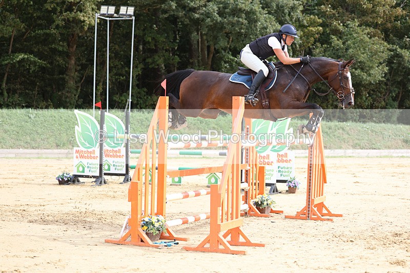 3E7A4605 - Class 9: Senior 1.30m open