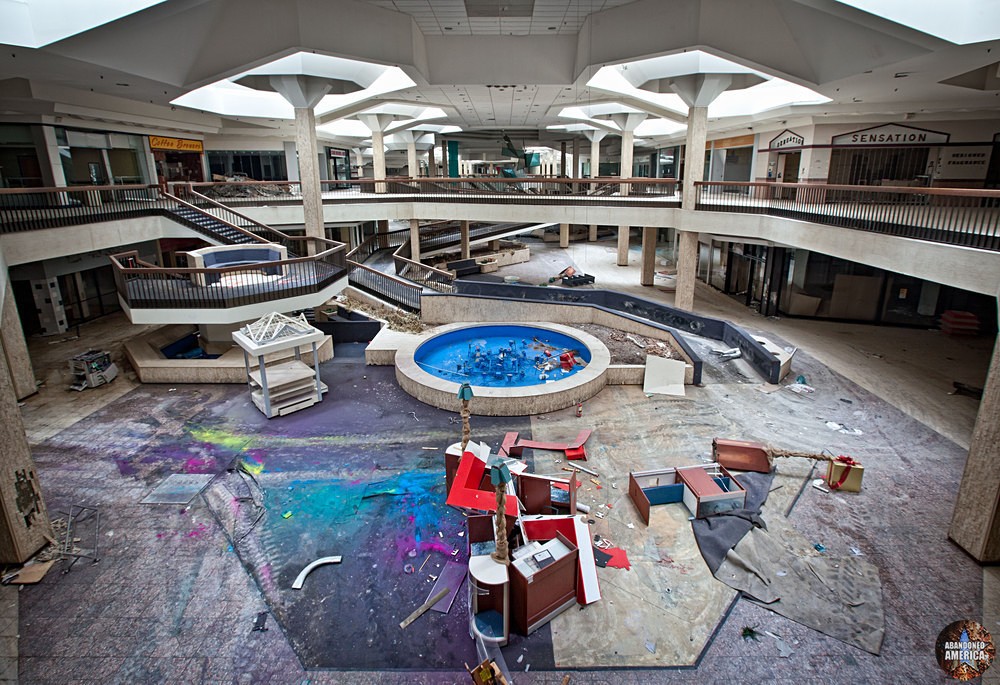 Randall Park Mall (North Randall, OH) | Chaotic Colors - Randall Park Mall