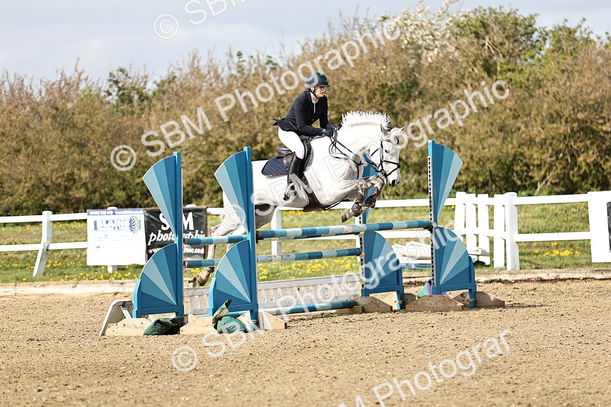 SBM_001213 - Class 4 - Senior Newcomers - 1.10m