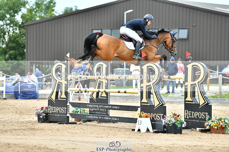 230720A-150515-03696 - Cls 9, 2 Star Big 1.40m Start to break