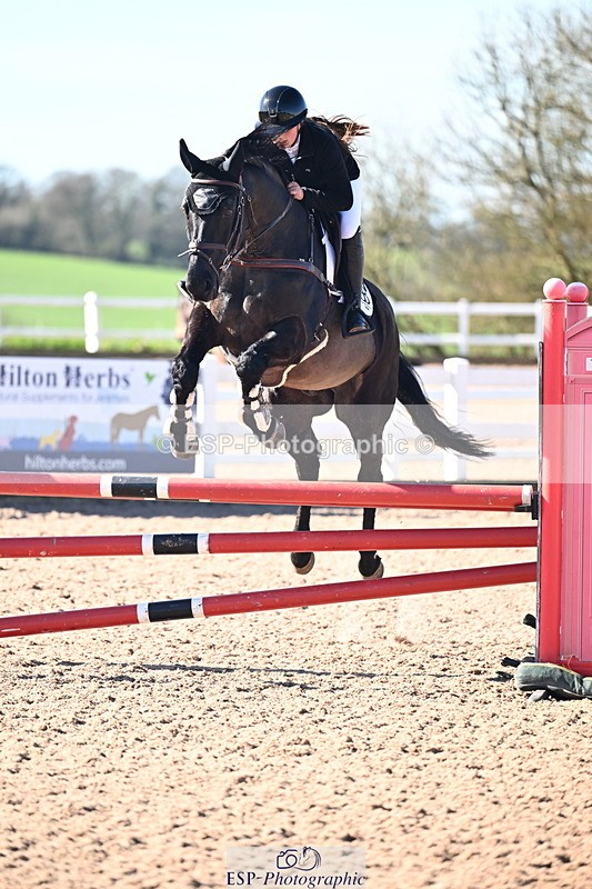 260318B-102656-00087 - Clear Round & Brit Nov 90cm