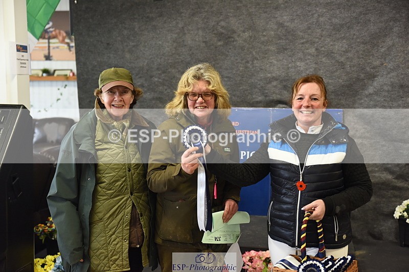 240218A-150410-07969 - Presentations