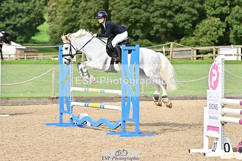 230930-115548-00436 - Cls 4 Pony Newcomers & 1m Open