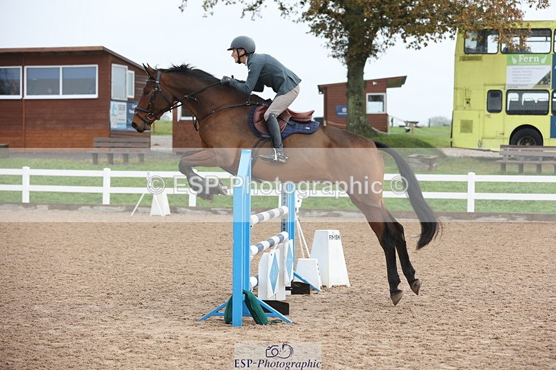 231112A-111607-03525 - Cls 18 Discovery & 1m Open