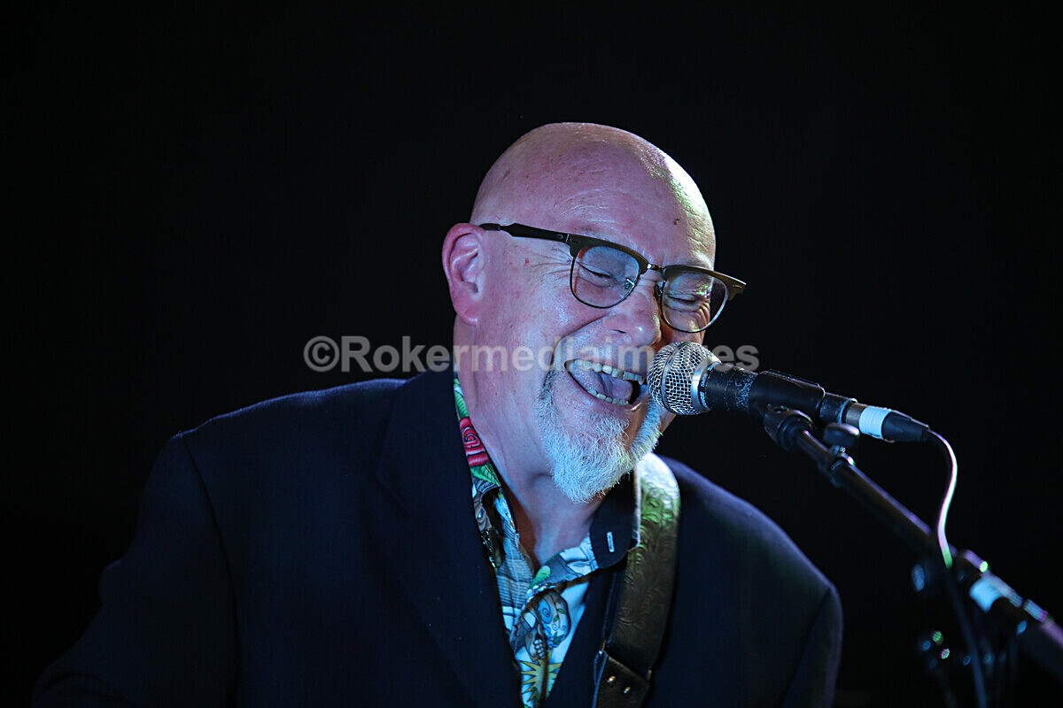 FOLK N BLUES-411 - FOLK and BLUES SEPT 2022