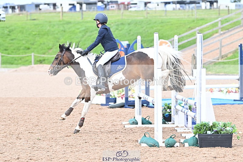 240628A-160550-01351 - Cls 5 Stepping Stones 128cm + 138cm