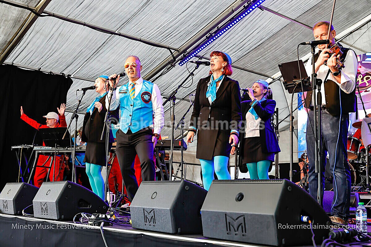 SATURDAY-39 - MINETY 2025