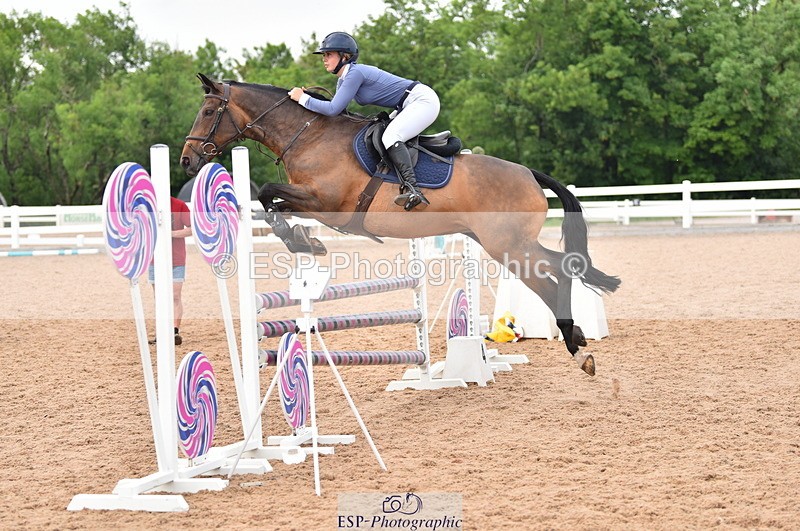 230609A-180834-01831 - Jolly Jumps Ride and Run