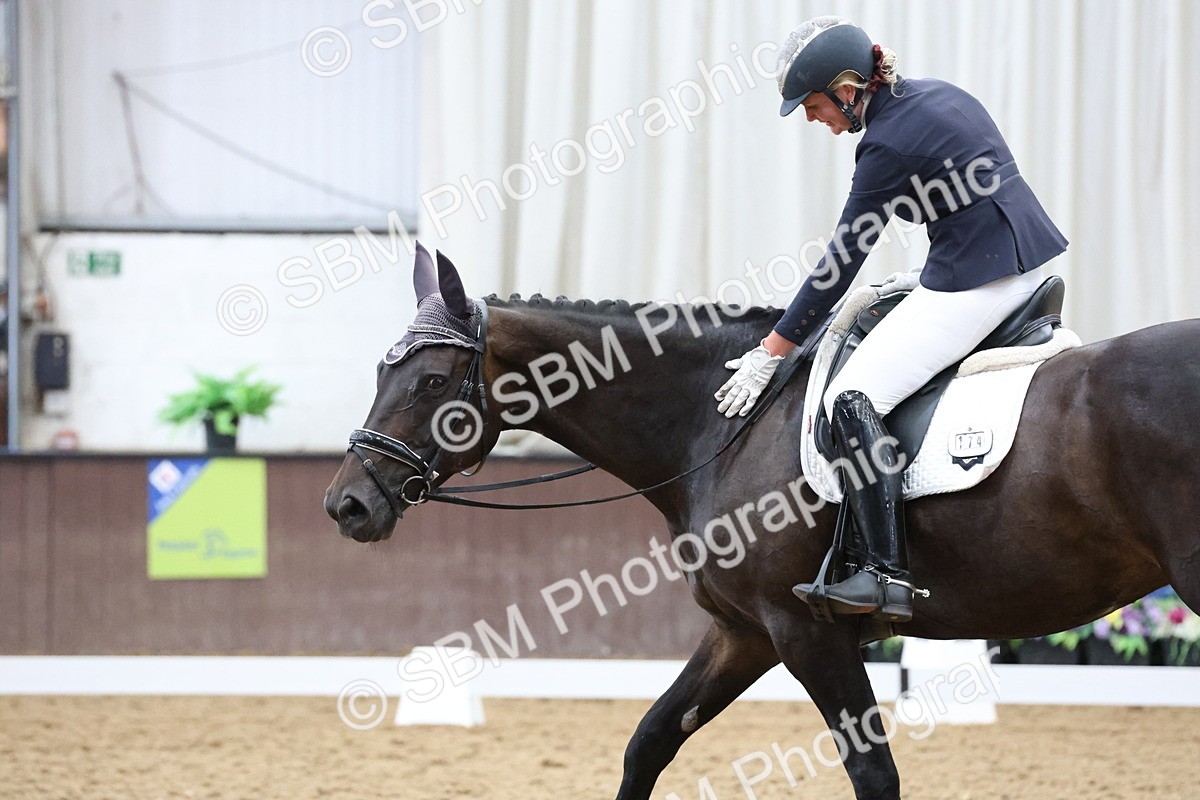 SBM_008040 - Class 24 - Medium FSM Silver