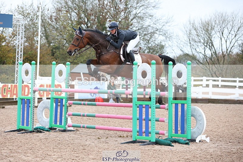 231112A-151141-05185 - Cls 21 Foxhunter & 1.20m Open