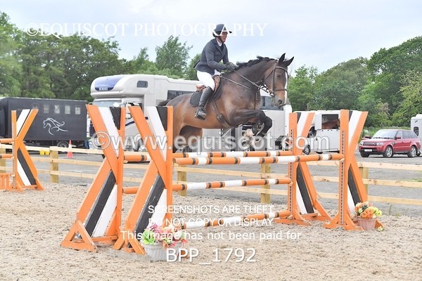 BPP_1792 - FRI CLASS 6 Senior Foxhunter/ 1.20m Open