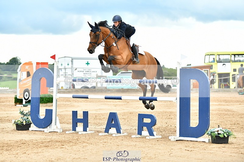 230720A-153645-03956 - Cls 9, 2 Star Big 1.40m Start to break