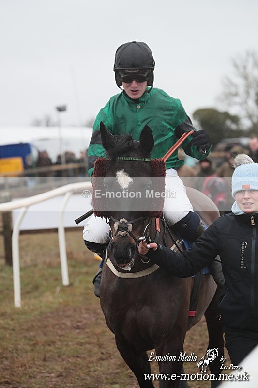 PtP 260125 428 - Cocklebarrow Point-to-Point racing with the Heythrop Hunt 26/01/25