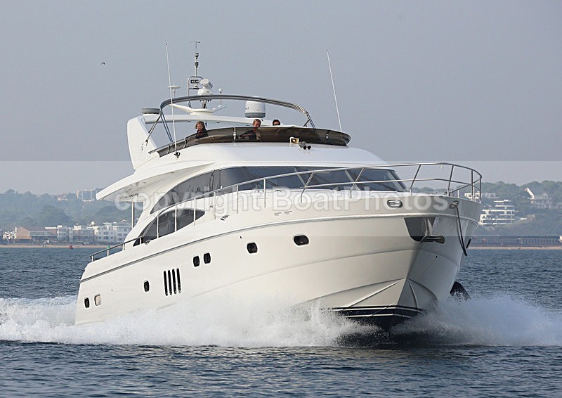 140906 SOL PRINCESS 21M WT7A3249 - Flybridge Cruisers
