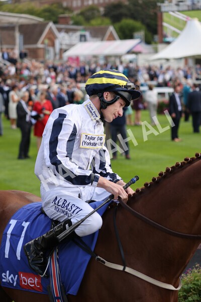 yr18082021r1-29 - Race 1 1.50pm Sky Bet & Symphony Group Stakes