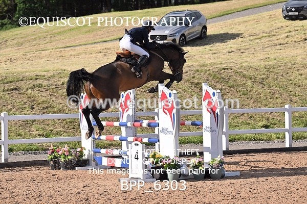 BPP_6303 - CLASS 11 THURS GFS Saddles Senior Newcomers/1.10m Open