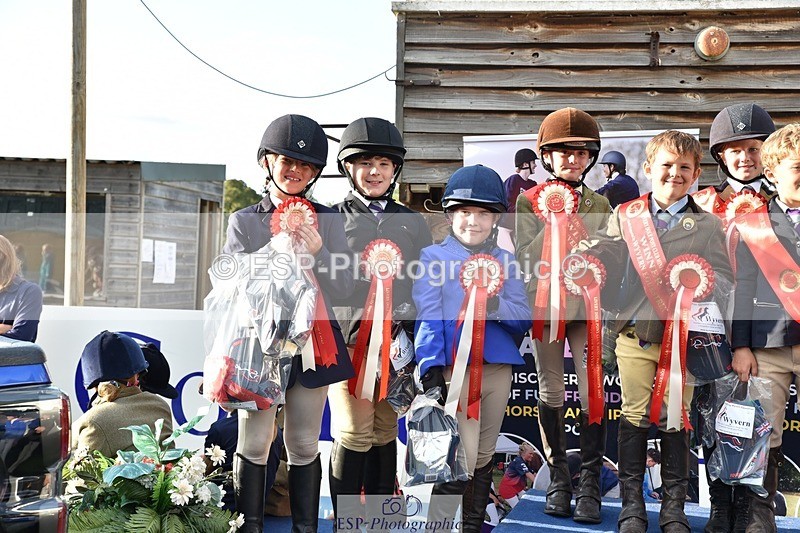 230824-183336-07089 - Thursday 40 and 50cm Presentations