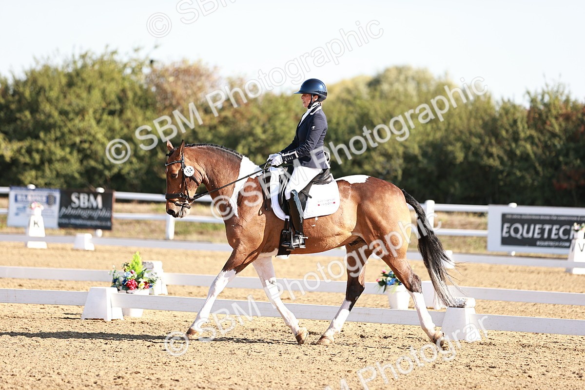 SBM_004229 - Class 12 - Novice 5 - 9.07-10.10