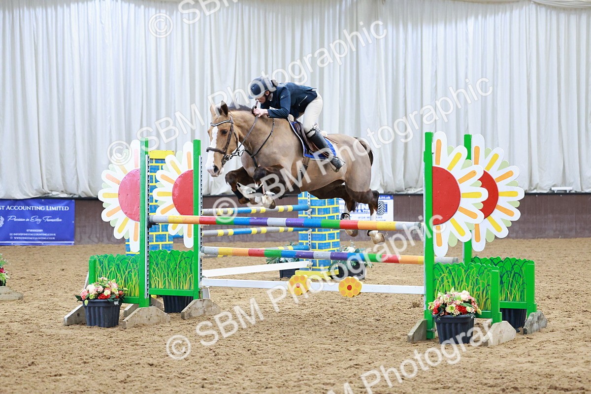 SBM_003603 - Class 11 - Senior Newcomers/ 1.10m Open