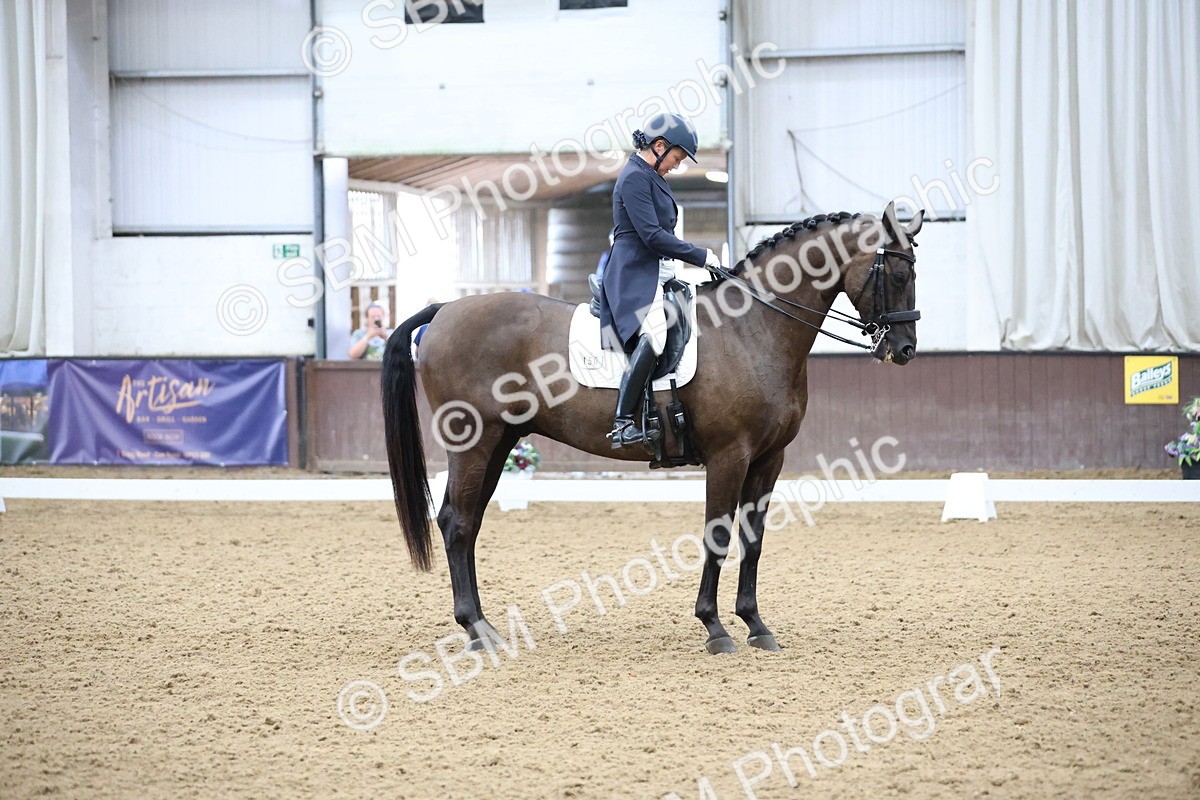 SBM_004730 - Class 9 - FEI Inter 1 Gold - 16.59-17.47