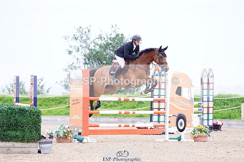 240803A-114052-07475 - Cls 29 Snr Foxhunter