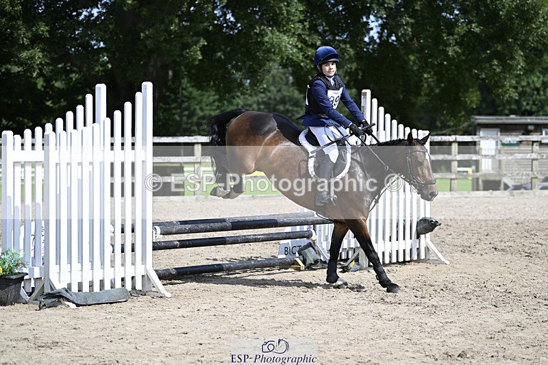 240823X-120321-16338 - 60cm R2 11.00 to 12.30