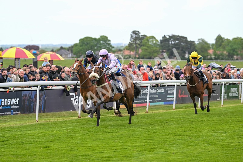 050525-Race 4-Vixey-4667 - Race 4