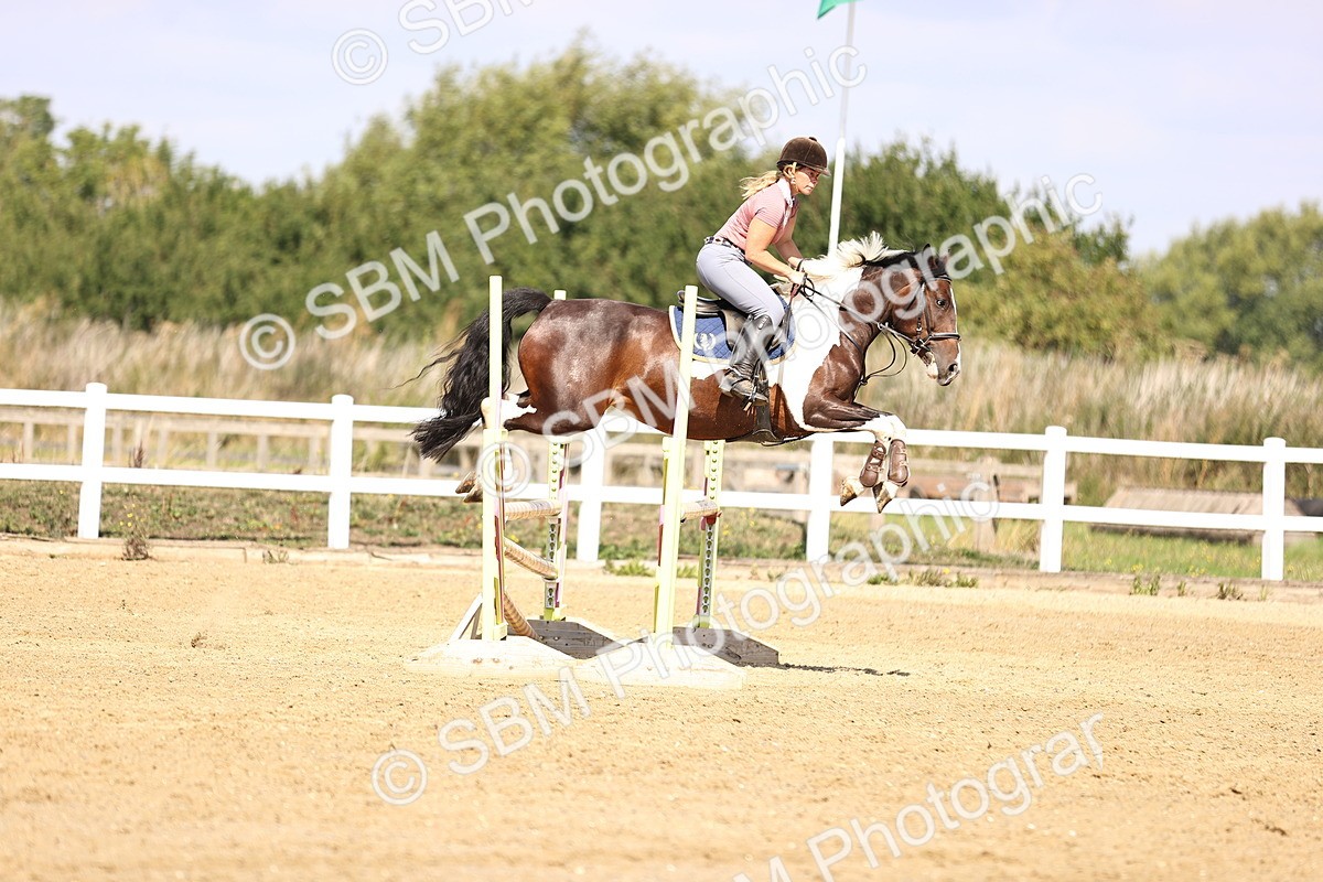 SBM_005960 - Class 9 - Senior British Novice - 90cm