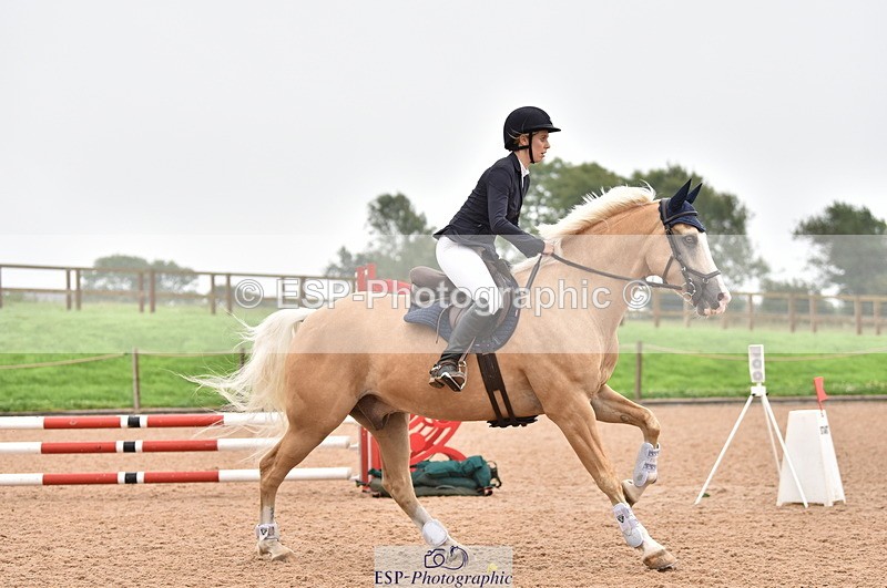 230808A-160448-00115 - 70cm