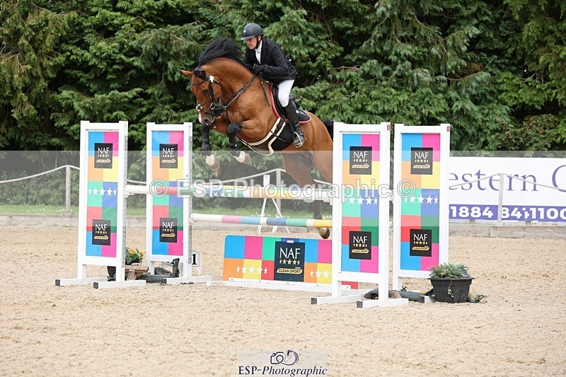 240711-161334-29371 - Cls 124 Foxhunter