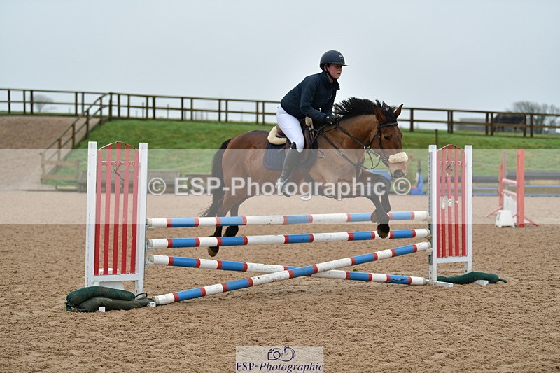 240214A-100110-00081 - Cls 1 British Novice and 90cm Open