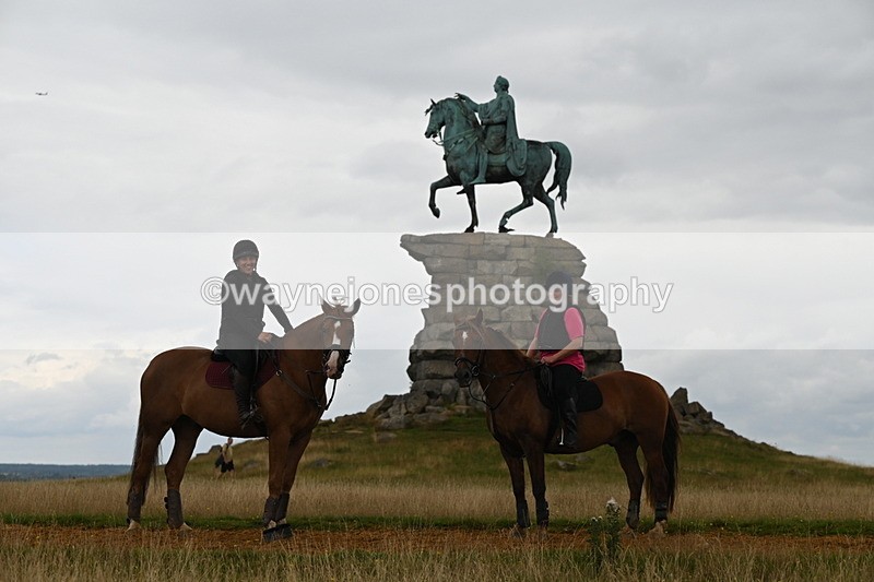 DSC_7448 - Time at Statue 13:16 to 13:52