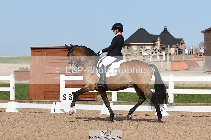 250404-163103-07530 - 115-Isla.Sully-Vagabond.De.Massa