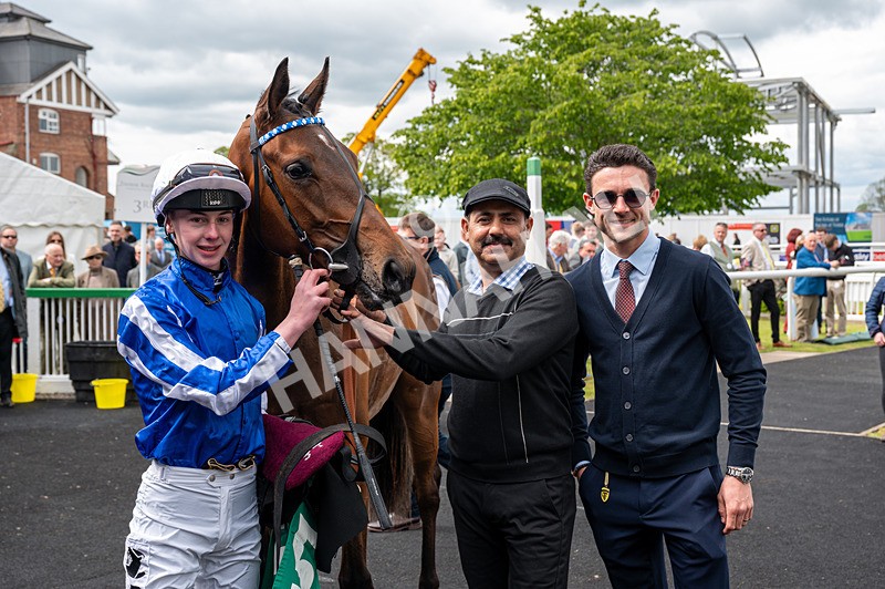 160526-Race 2-Kodi Bear Light-3488 - Race 2 2.23pm Marion Gibson Brown Memorial - Irish EBF Restricted Maiden Fillies' Stakes (Div II)