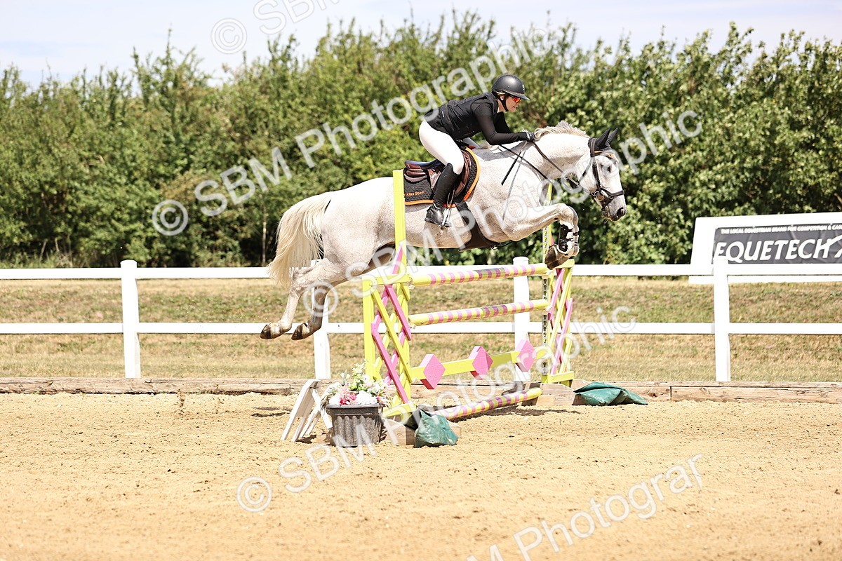 SBM_010348 - Class 9 - Senior Foxhunter - 1.20m Open
