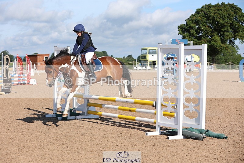 240714A-090702-01488 - Cls 1&2 128cm 10yrs & 70cm Open