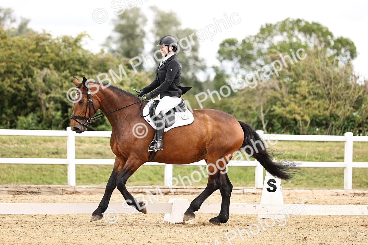 SBM_002024 - Class 2 - Novice 4 - 10.36-11.39