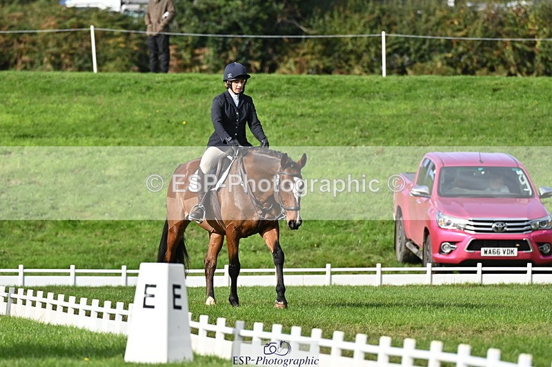 251024A-121033-09887 - G-569-Hannah.Lewis