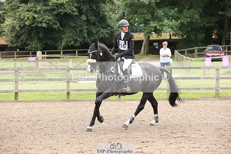 240804-142106-15818 - 616-Max_Forster-HEVANS_ROYAL_REVOLUTION