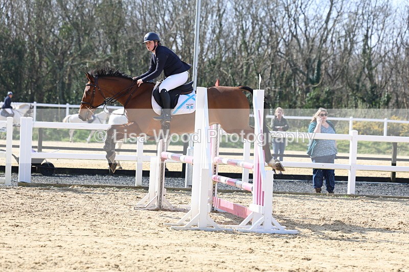 3E7A6451 - Class 4: Senior British Novice/90cm open