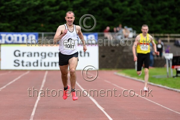 CEM26-926320 - Track Male Set Two