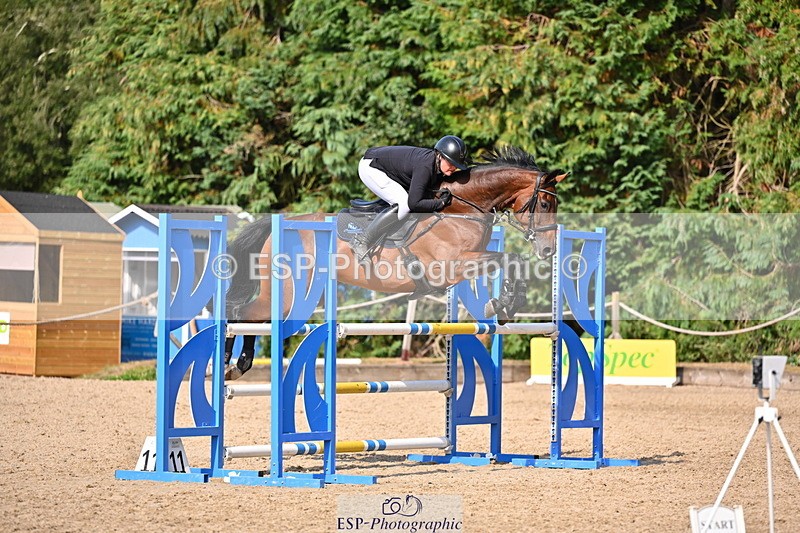 250817A-161001-04988 - Cls 23 Snr 1.15m Open