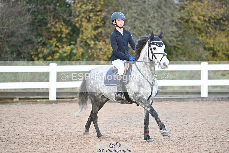 231119A-084030-04177 - Sun Cls 2 British Novice & 80cm Open