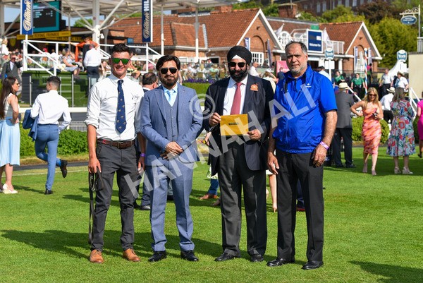 270523-Race 7-Shining Blue-4571 - Race 7 5.00pm Reg Bond Always And Forever Handicap