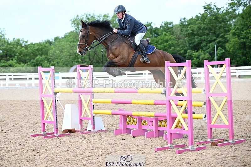 240605A-150103-00859 - Cls 4 Newcomers and 1.10m Open