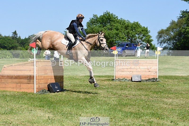 230527-144336-09981 - 356-THE_DUMB_BLONDE-Kat_Raybould-XC