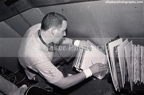 14 mr thing - Friends & Family @ music box mcr 20.09.03