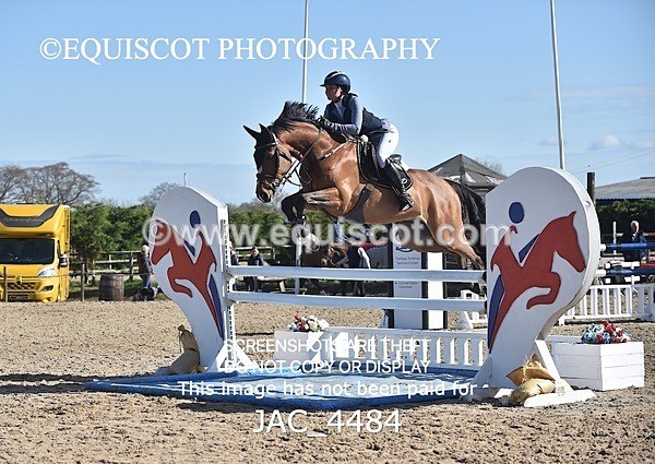 JAC_4484 - CLASS 11 SAT Andrew Hamilton Coach, RHS Foxhunter Championship Qualifier